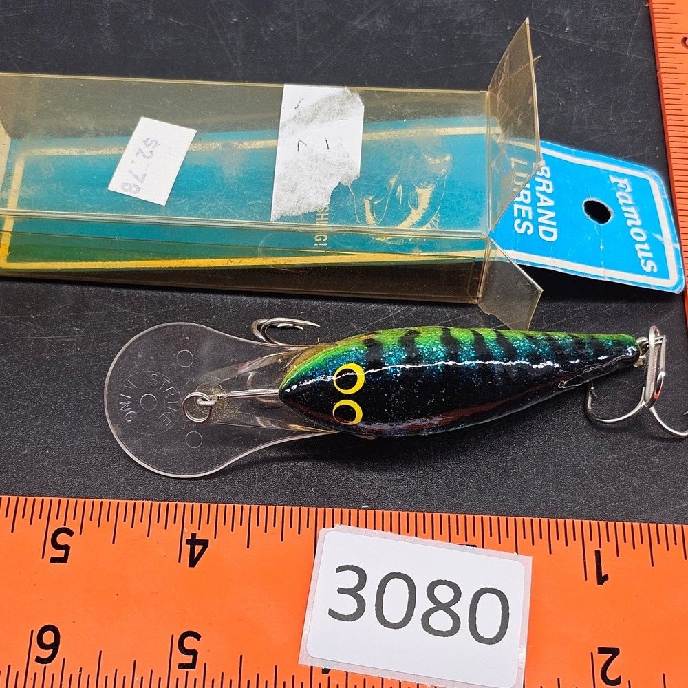 VTG Strike King Deep Diving Crankbait Lure Chartreuse Blue Glitter Tiger Stripe